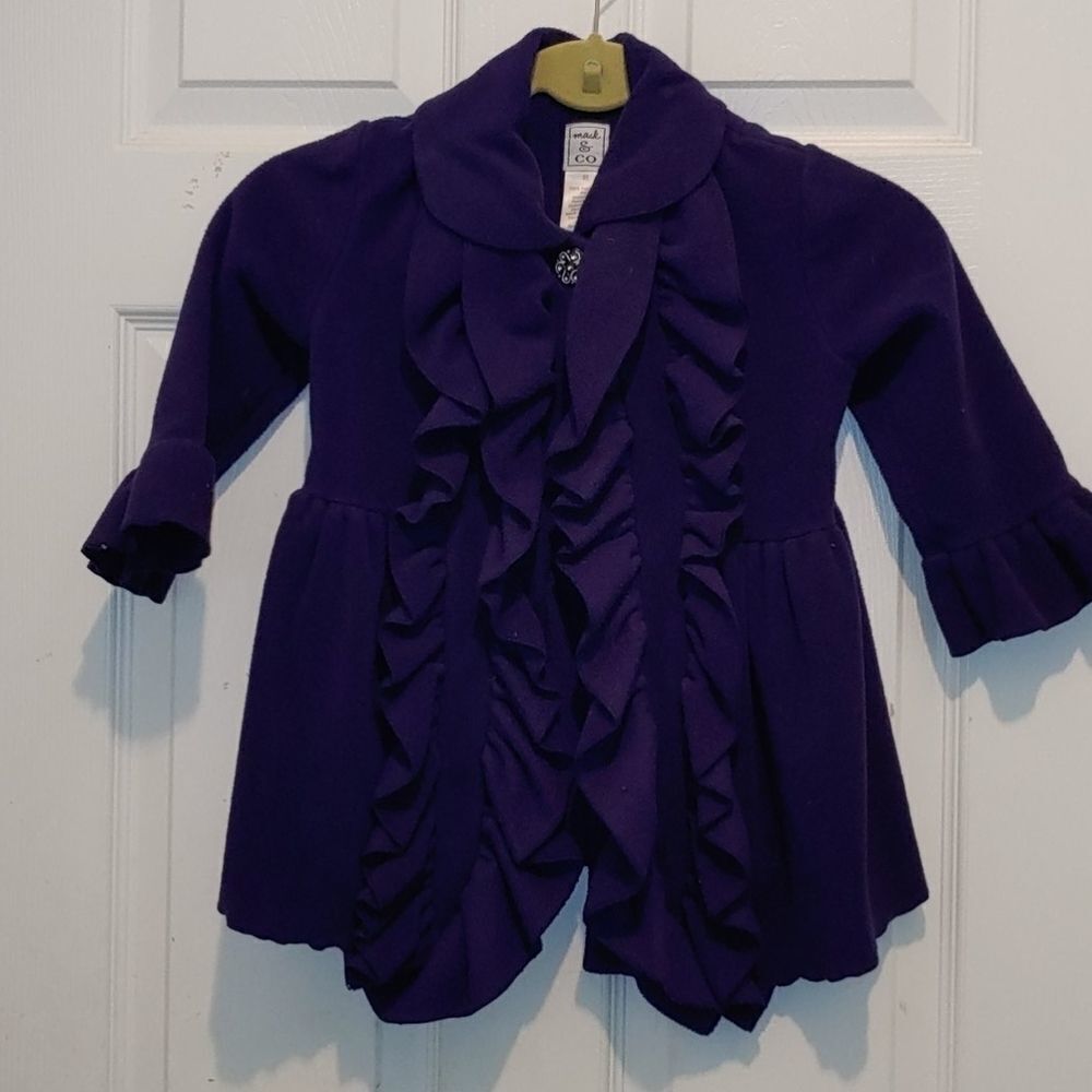 Mack & Co purple fleece ruffle coat
Sz 3T